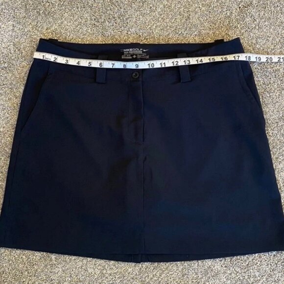 Nike Golf Tour Performance dri-fit lined black stretchy skort. Women's size 10 - Picture 9 of 10